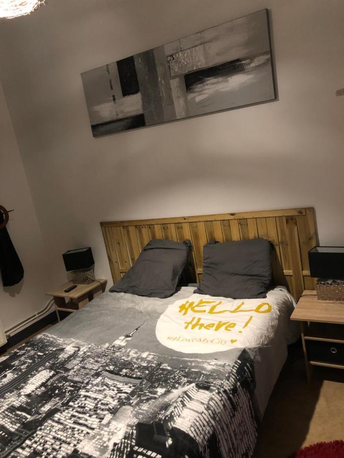 Appartement Spacieux Flize Bagian luar foto
