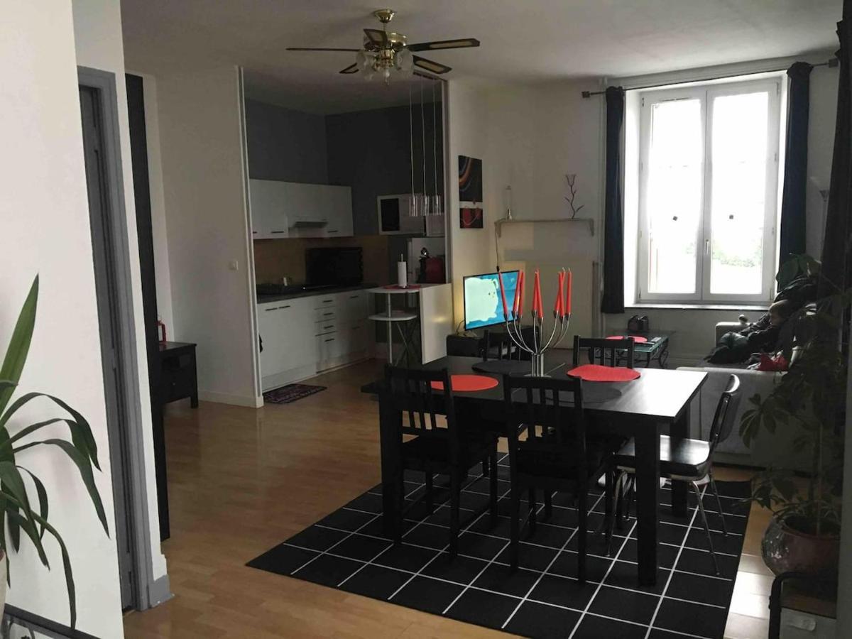 Appartement Spacieux Flize Bagian luar foto